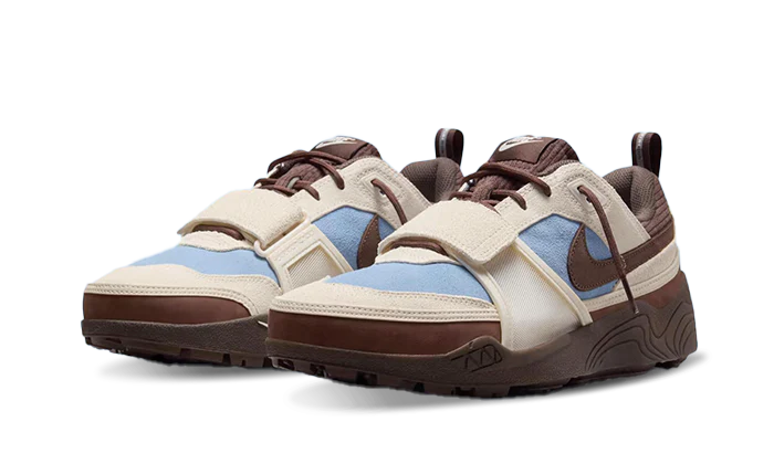 Travis Scott Zoom Field Jaxx Leche Blue